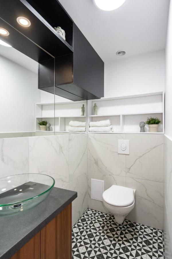 Elegant Two Bedrooms Apartment Bucureşti Eksteriør bilde